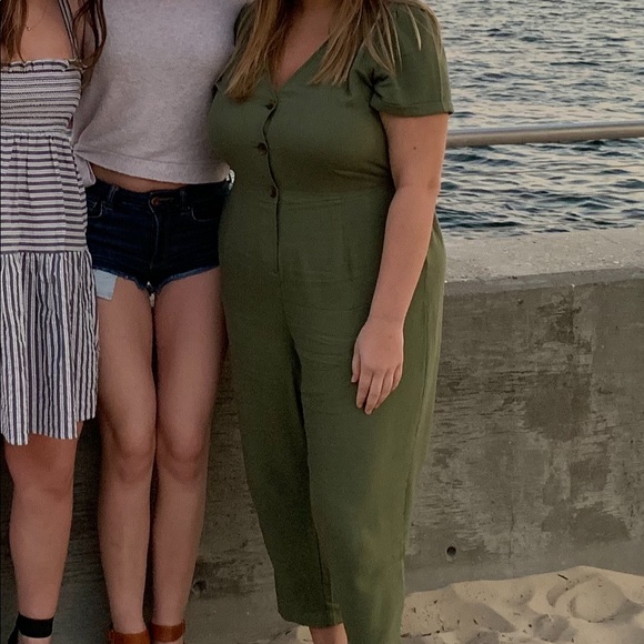 Size Large army green jumpsuit - Picture 1 of 2